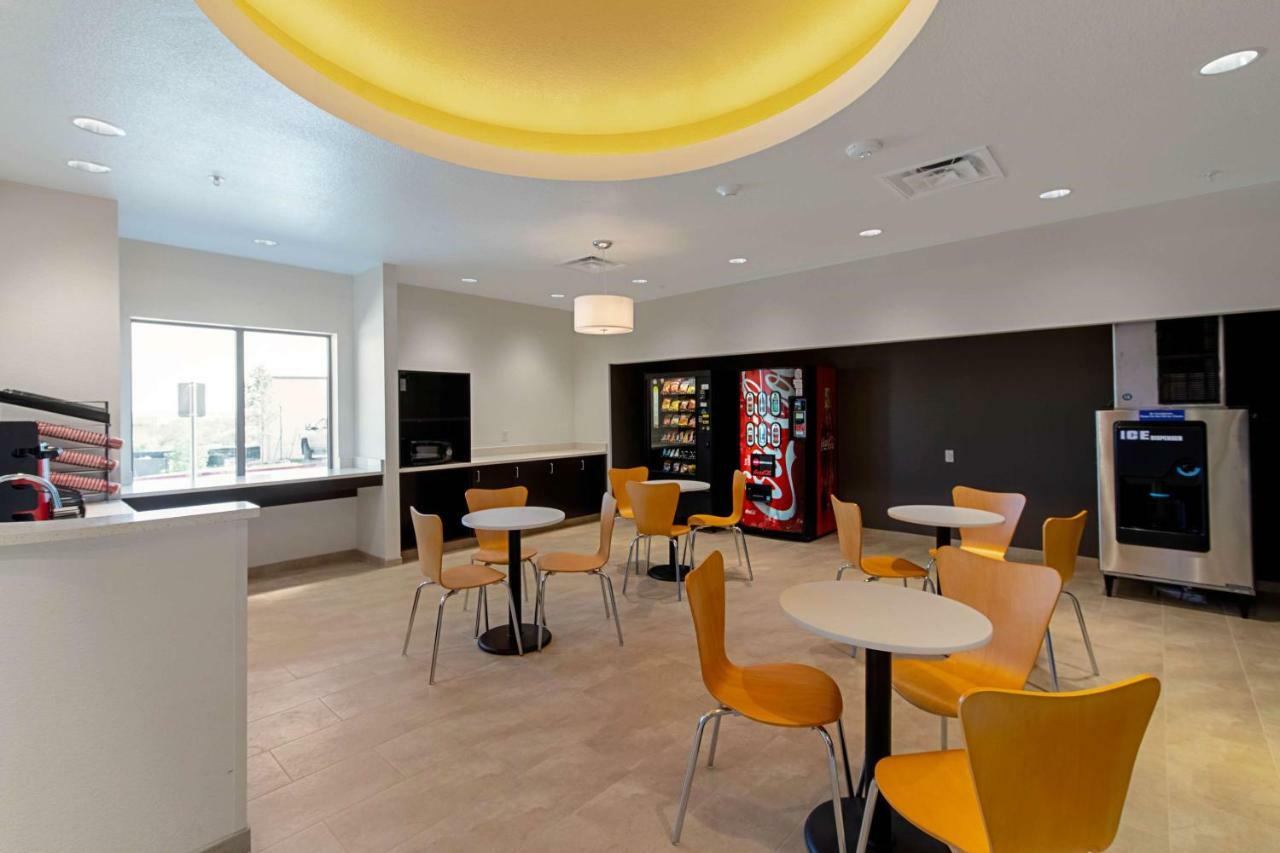 Studio 6 Austin Airport 외부 사진