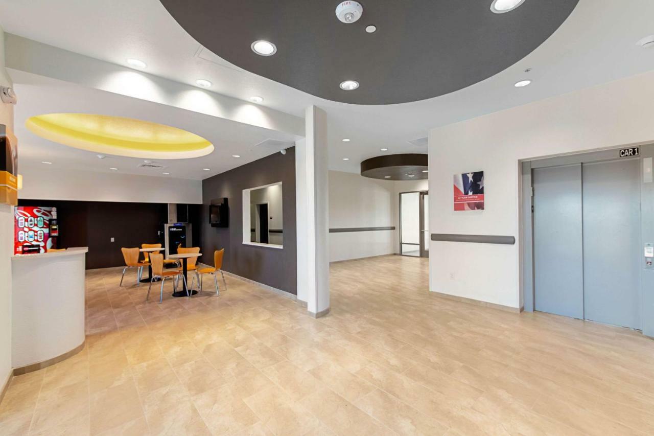 Studio 6 Austin Airport 외부 사진