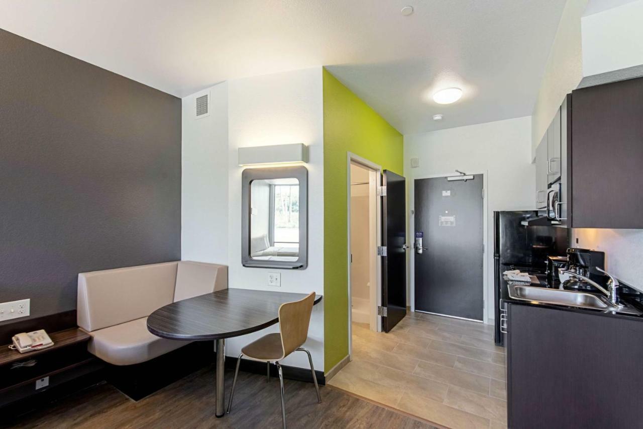 Studio 6 Austin Airport 외부 사진