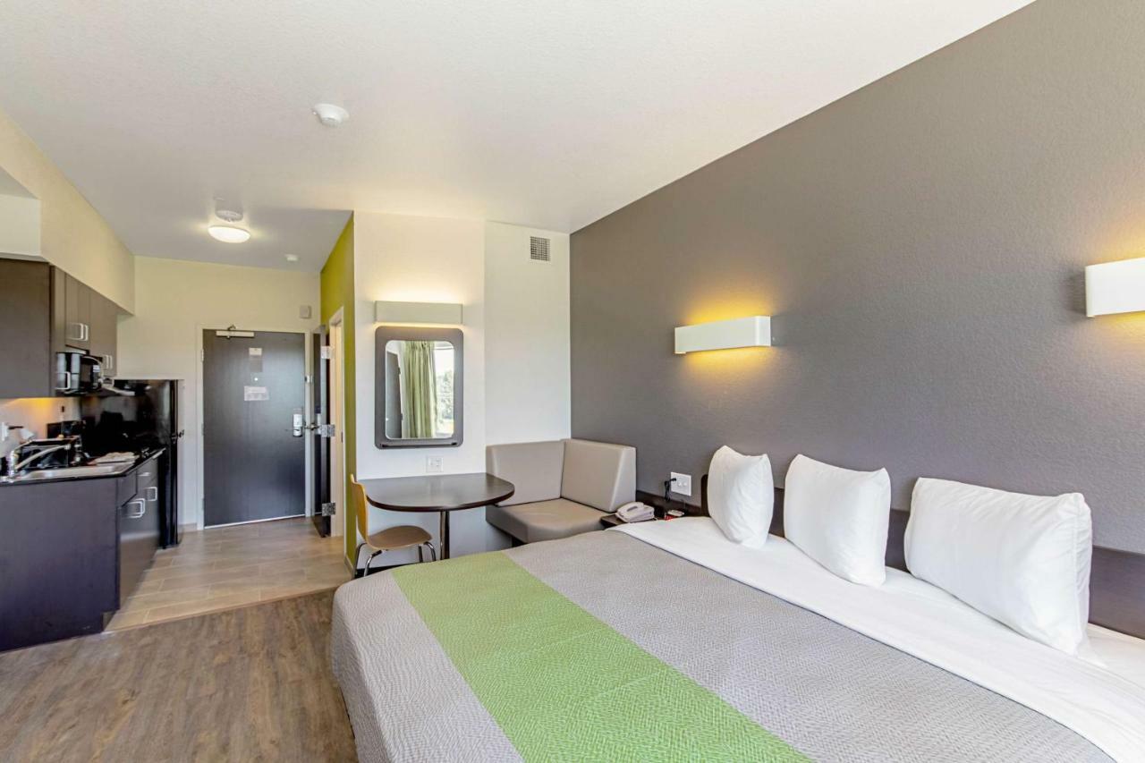 Studio 6 Austin Airport 외부 사진
